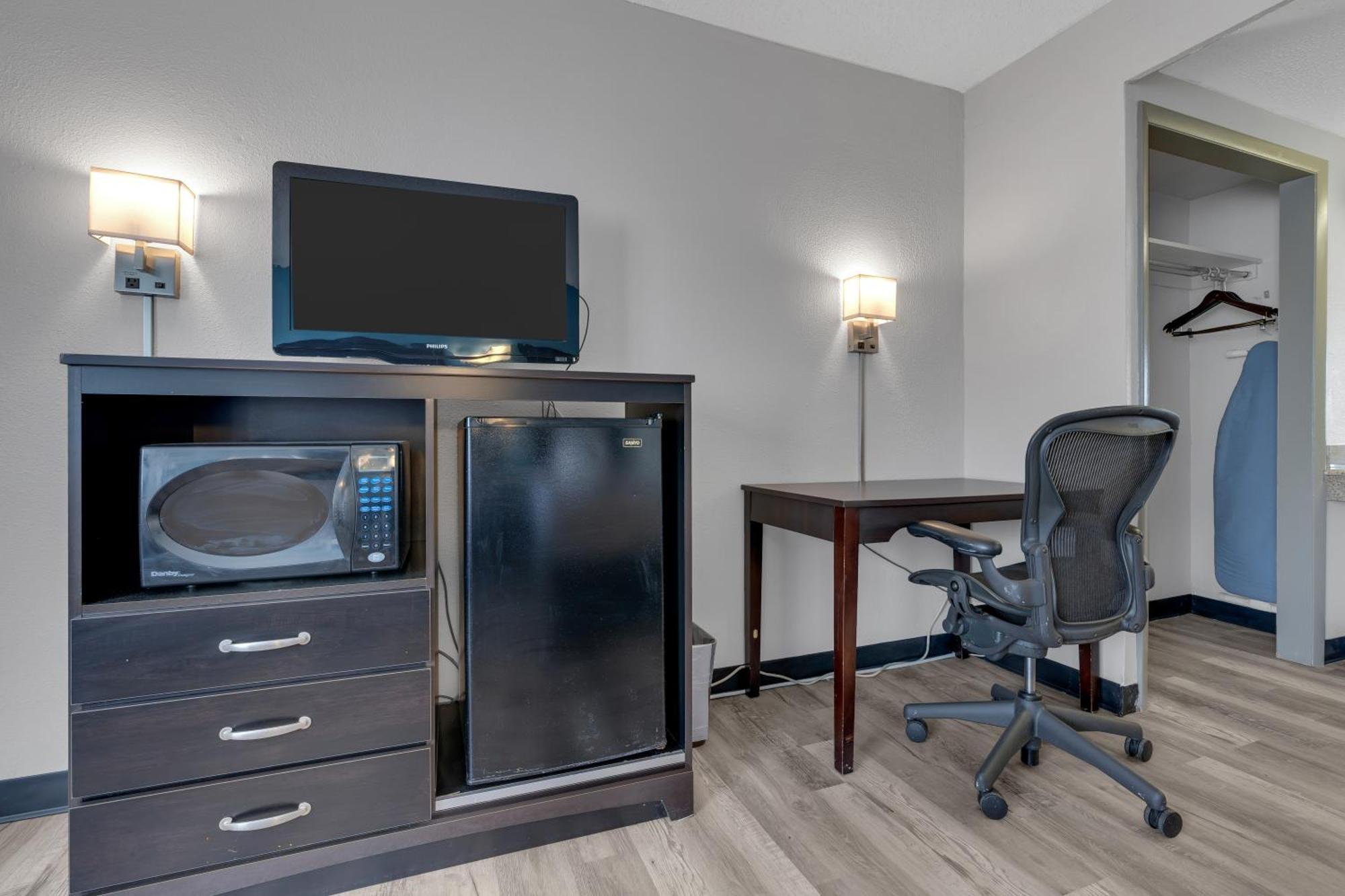 Days Inn By Wyndham Wrightstown Mcguire Afb Bordentown Dış mekan fotoğraf