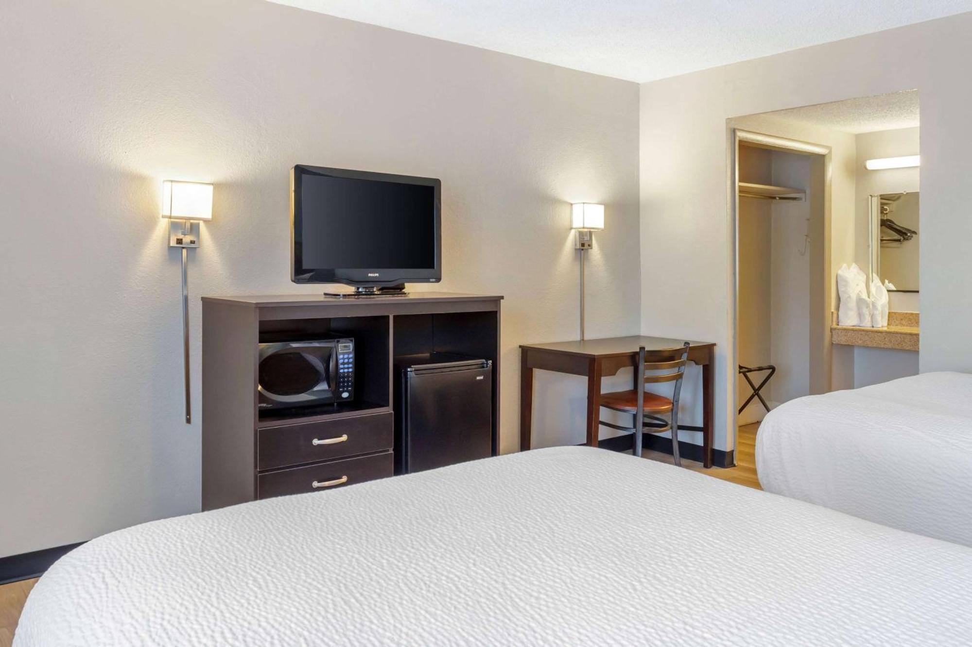 Days Inn By Wyndham Wrightstown Mcguire Afb Bordentown Dış mekan fotoğraf
